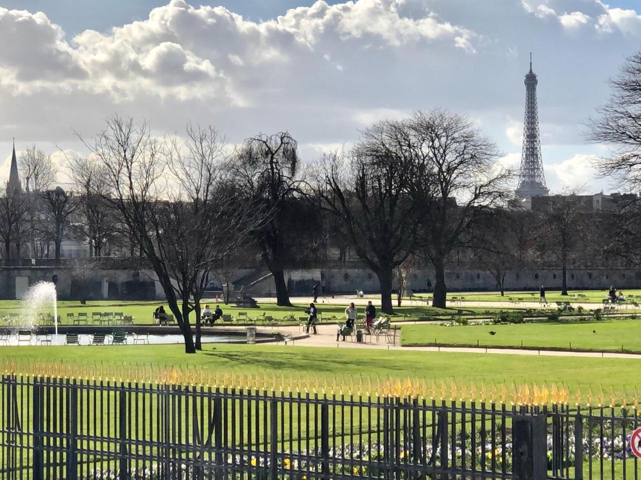Arc De Triomphe - Foch Palace Parigi Esterno foto